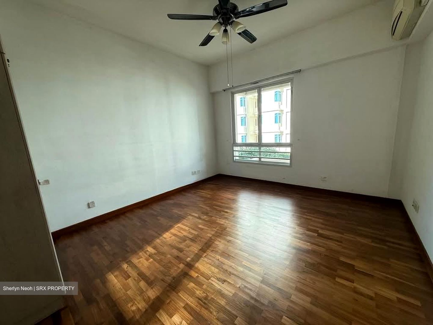 Parkshore (D15), Condominium #545864031